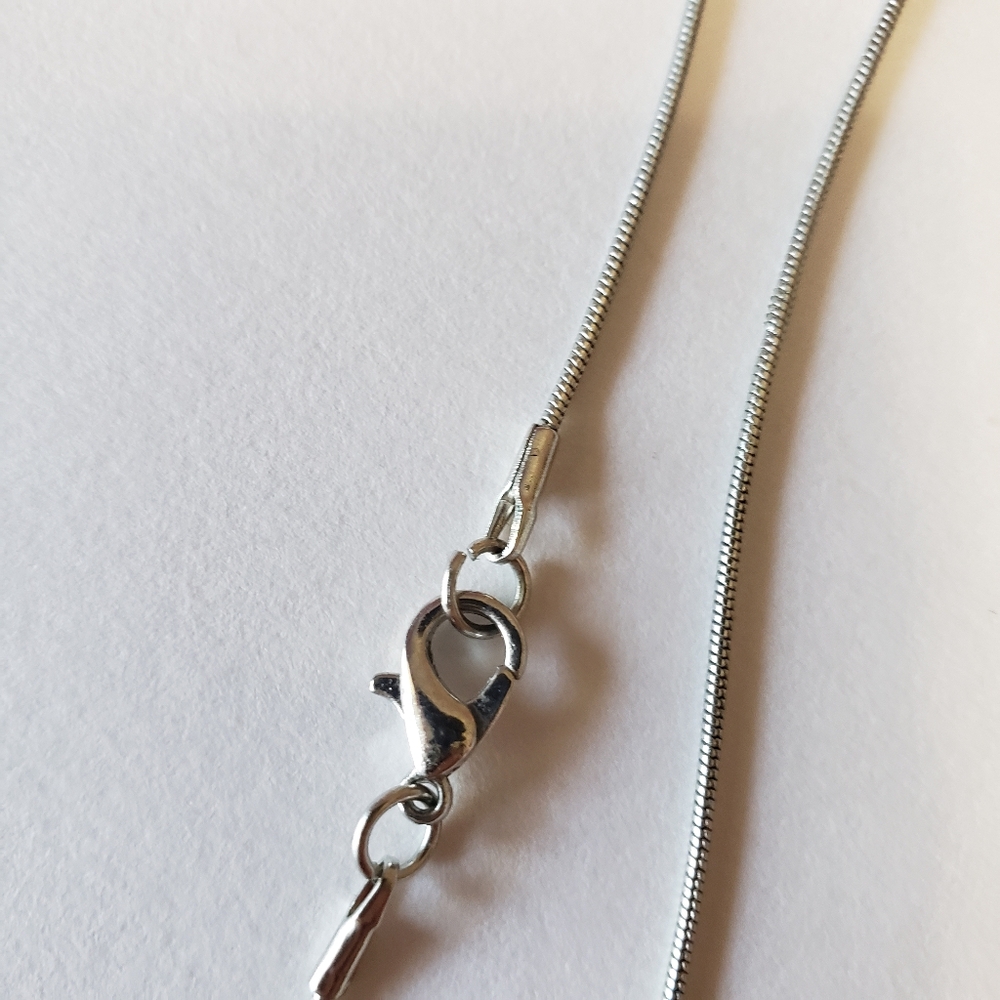Exquisite Heart-Shaped Rhinestone Pendant Necklace - Dazzling Zinc Alloy Jewelry - Picture 5 of 7